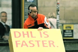 DHL-is-Faster_Vignette